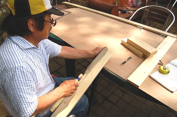 フレーム部分の型紙を作る